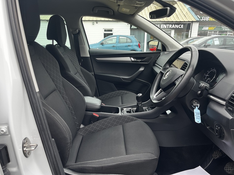 Skoda Karoq TSI SE Nav Plus - U336