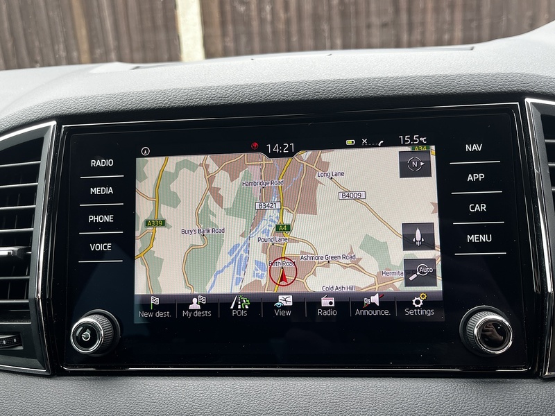 Skoda Karoq TSI SE Nav Plus - U336