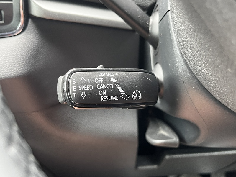 Skoda Karoq TSI SE Nav Plus - U336