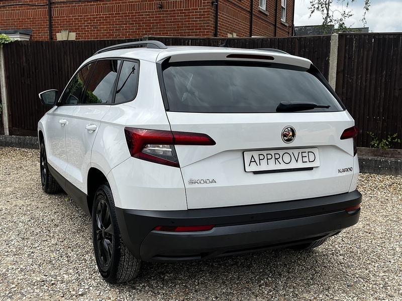 Skoda Karoq TSI SE Nav Plus - U336