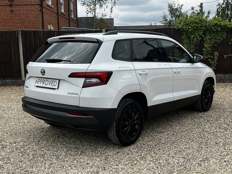 Skoda Karoq TSI SE Nav Plus - U336