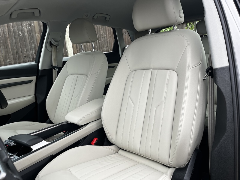 Audi e-tron Technik - U337