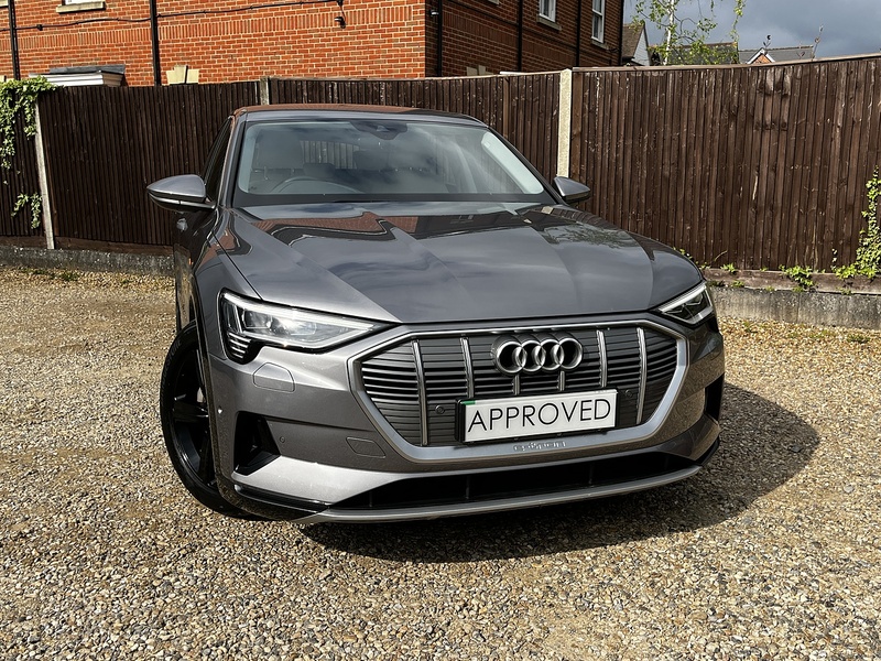 Audi e-tron Technik - U337
