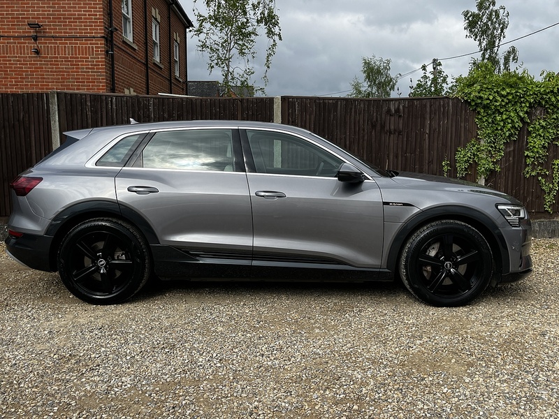 Audi e-tron Technik - U337
