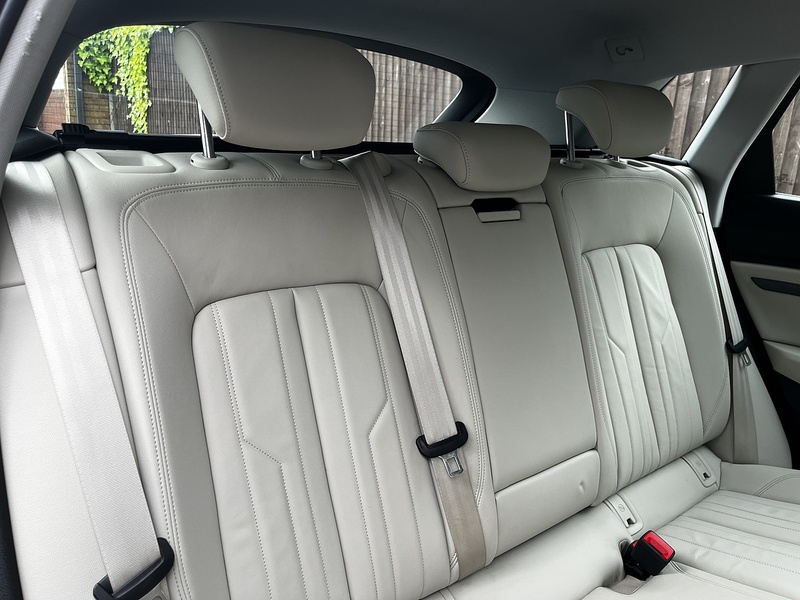 Audi e-tron Technik - U337