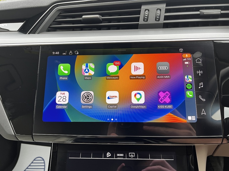 Audi e-tron Technik - U337