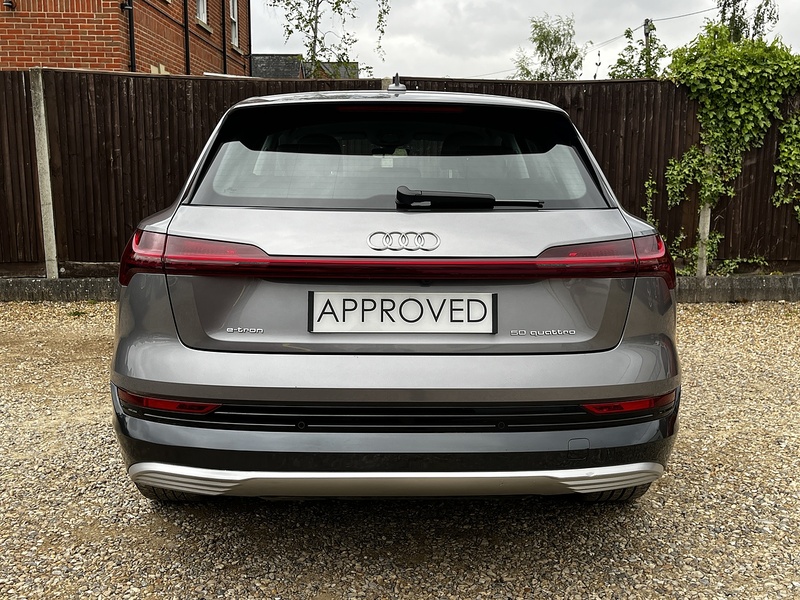 Audi e-tron Technik - U337