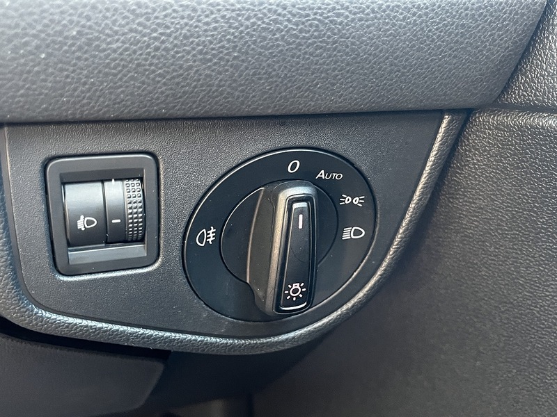 Volkswagen Polo SE - U338