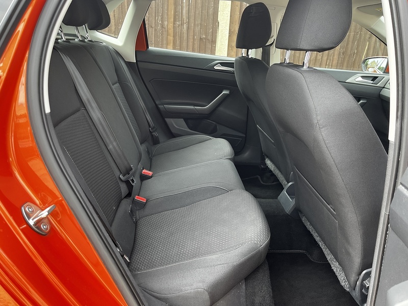 Volkswagen Polo SE - U338