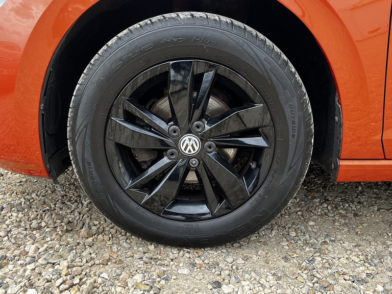 Volkswagen Polo SE - U338
