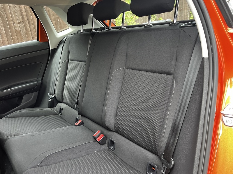 Volkswagen Polo SE - U338