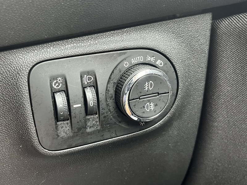 Vauxhall Corsa i ecoTEC Energy - U343