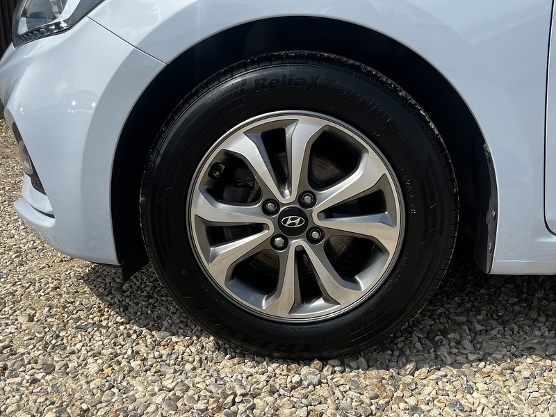 Hyundai i20 SE Launch Edition - U349