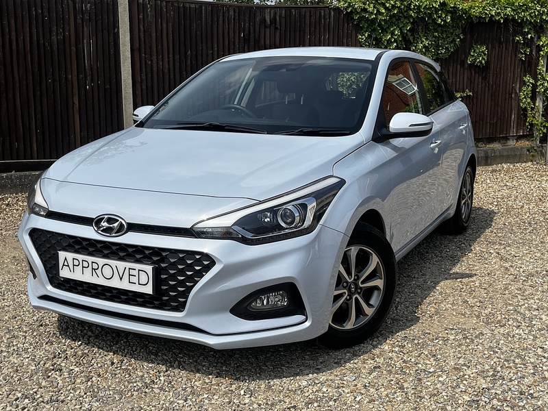 Hyundai i20 SE Launch Edition - U349