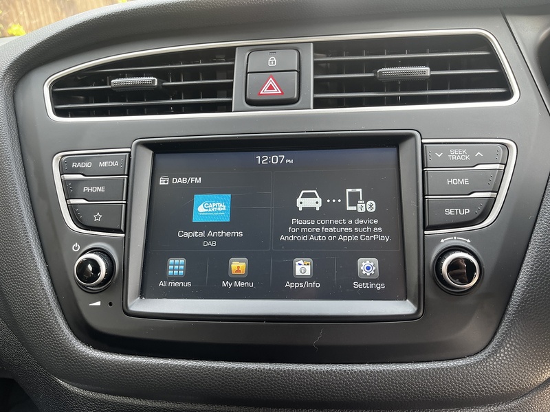 Hyundai i20 SE Launch Edition - U349