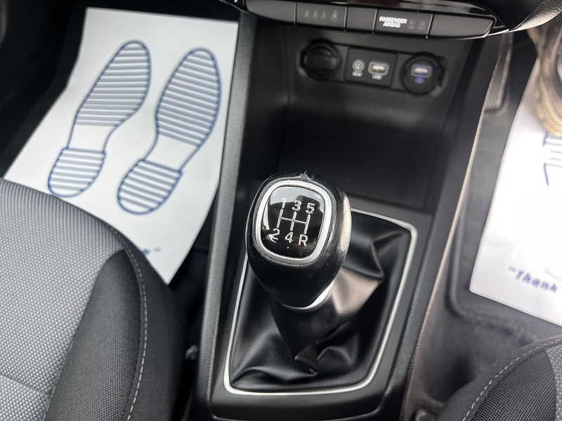 Hyundai i20 SE Launch Edition - U349