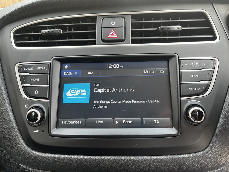 Hyundai i20 SE Launch Edition - U349