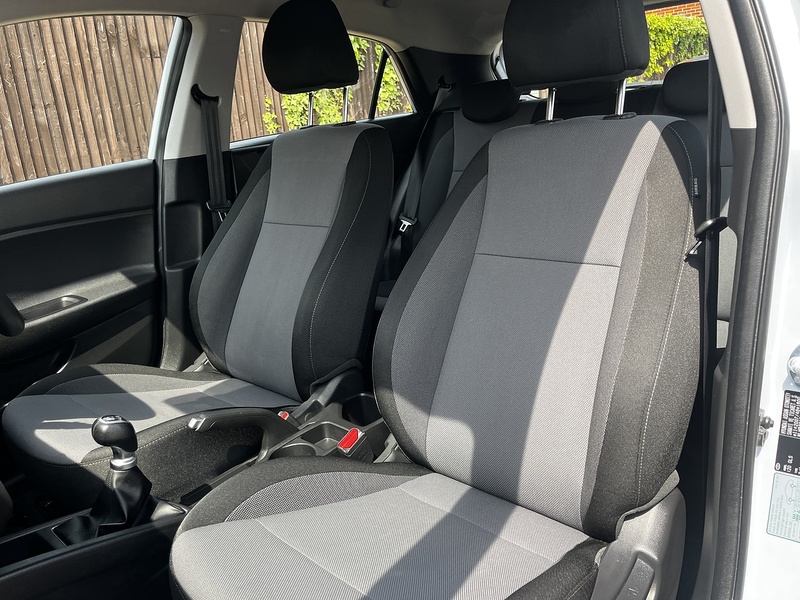 Hyundai i20 SE Launch Edition - U349