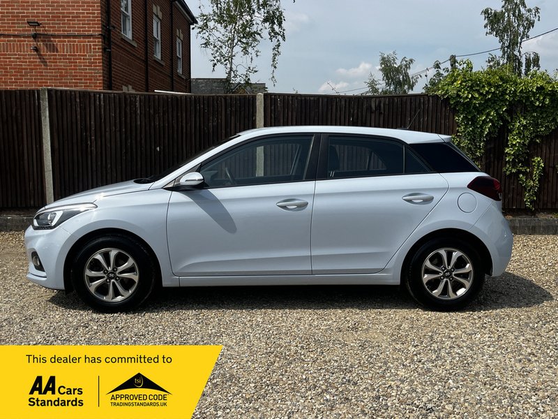 Hyundai i20 SE Launch Edition - U349