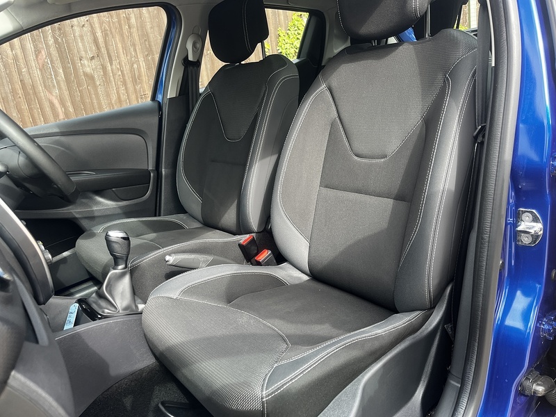 Renault Clio Dynamique Nav - U352