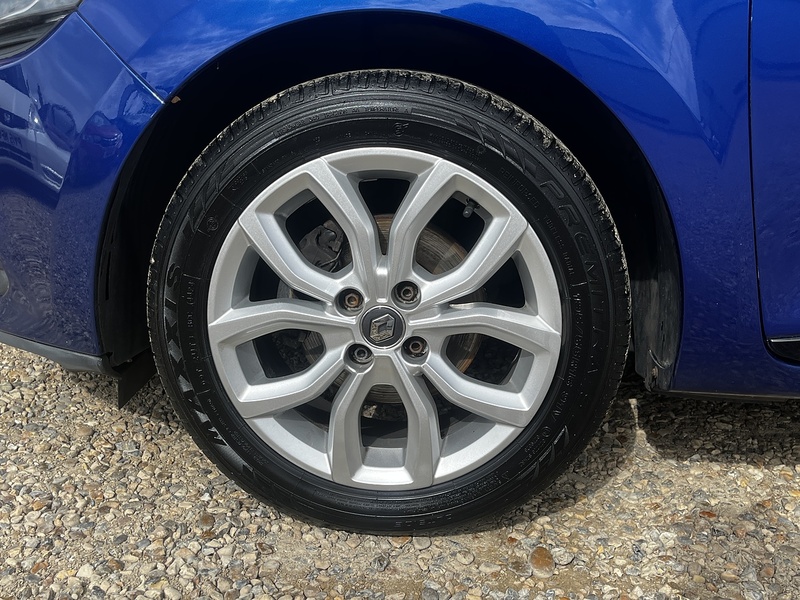 Renault Clio Dynamique Nav - U352