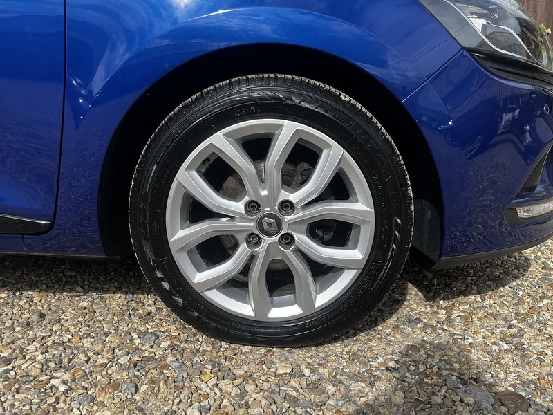 Renault Clio Dynamique Nav - U352