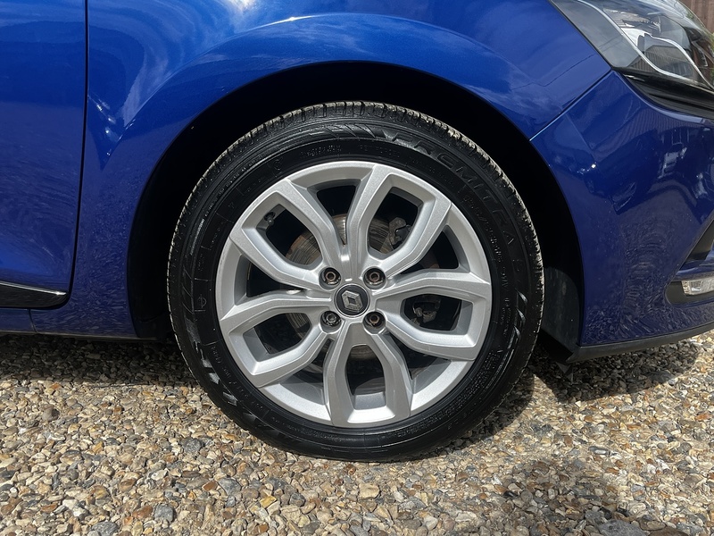 Renault Clio Dynamique Nav - U352