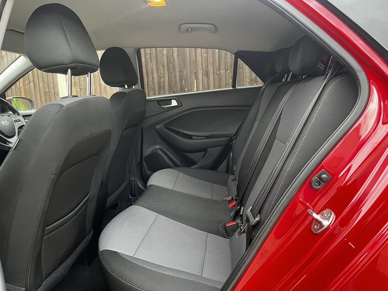Hyundai i20 T-GDi Premium Nav - U360