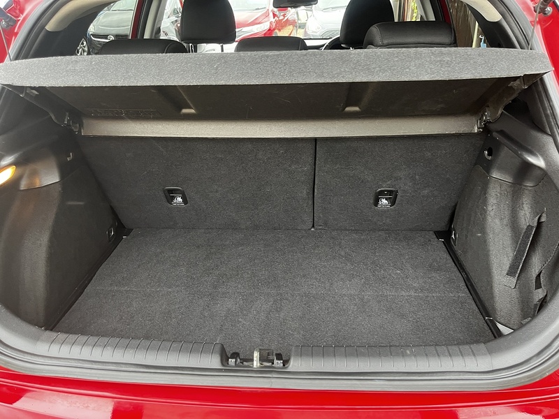 Hyundai i20 T-GDi Premium Nav - U360