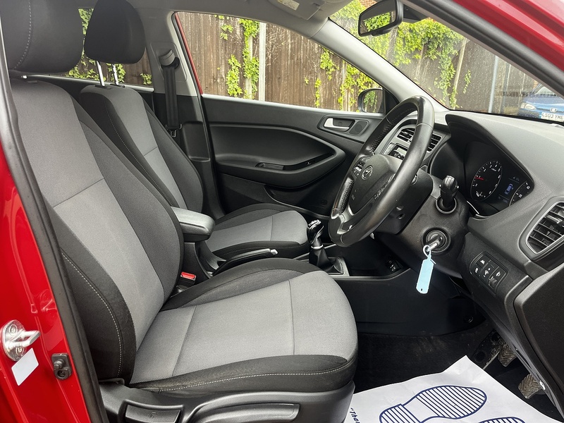 Hyundai i20 T-GDi Premium Nav - U360