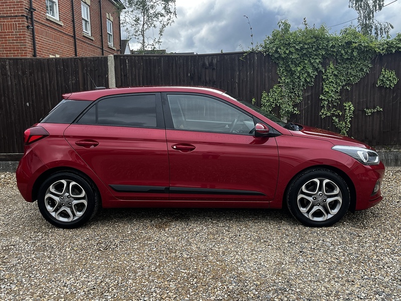 Hyundai i20 T-GDi Premium Nav - U360