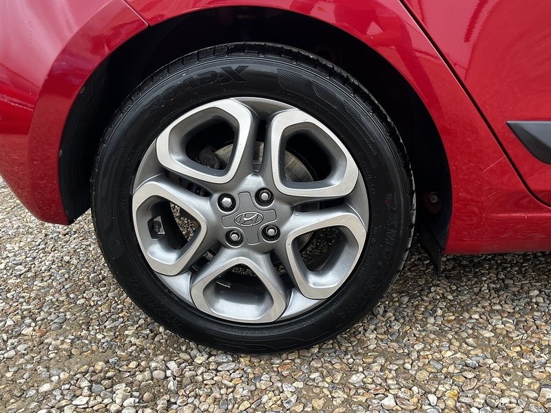 Hyundai i20 T-GDi Premium Nav - U360