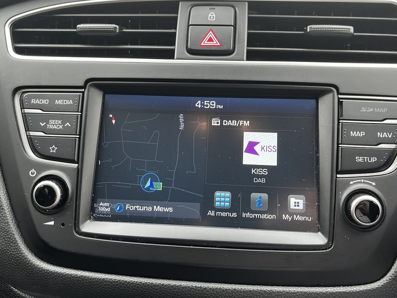Hyundai i20 T-GDi Premium Nav - U360