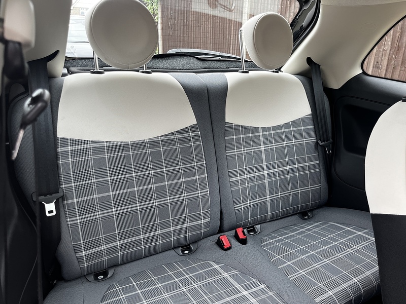 Fiat 500 MHEV Lounge - U366
