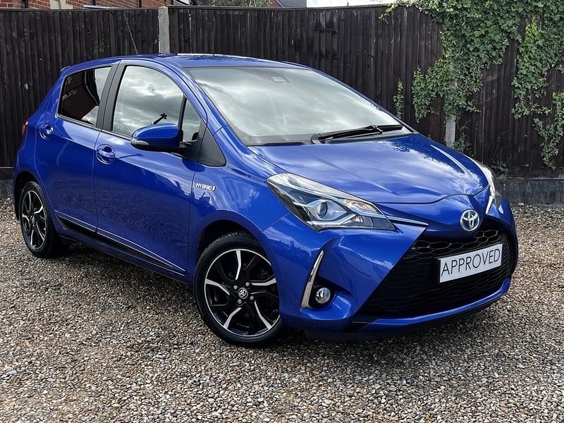 Toyota Yaris VVT-h Design - U371