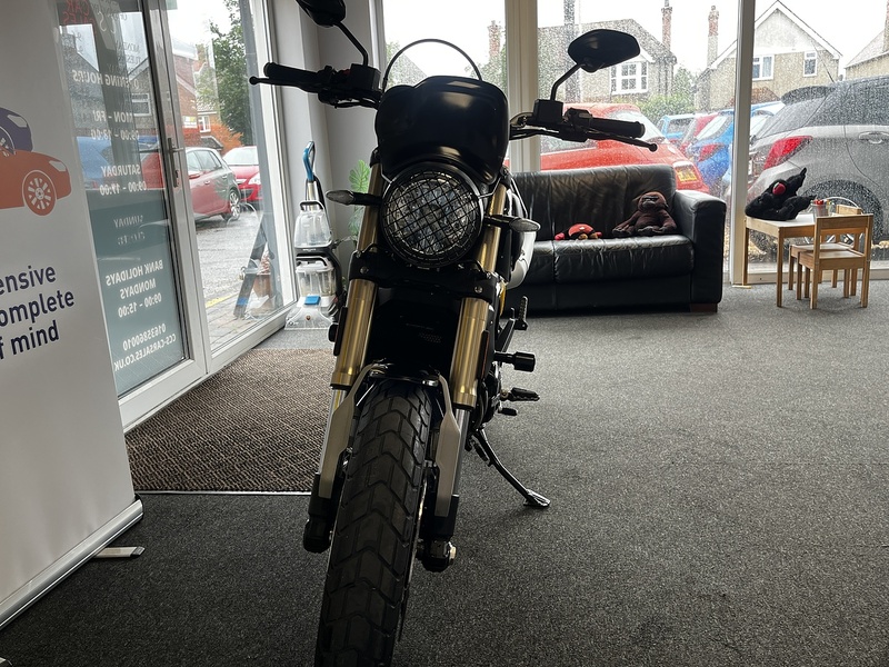 Ducati Scrambler 1100  - U372