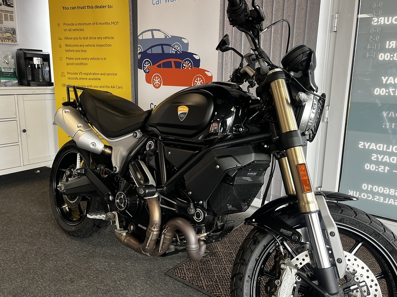 Ducati Scrambler 1100  - U372