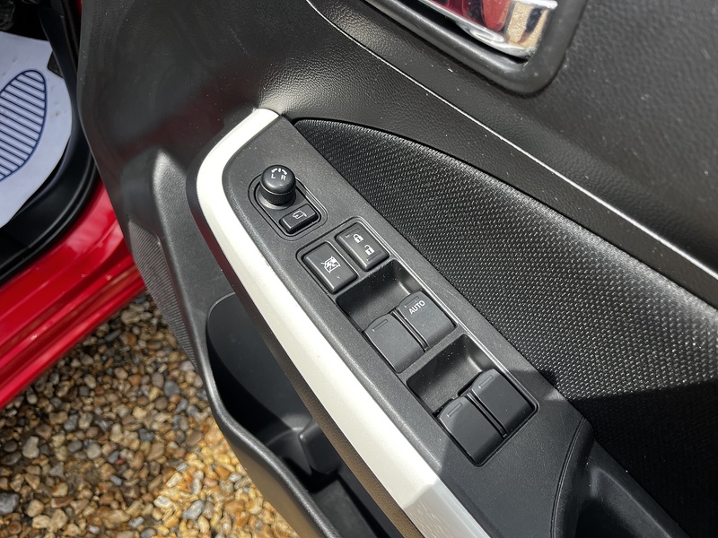 Suzuki Swift Boosterjet SZ5 - U373
