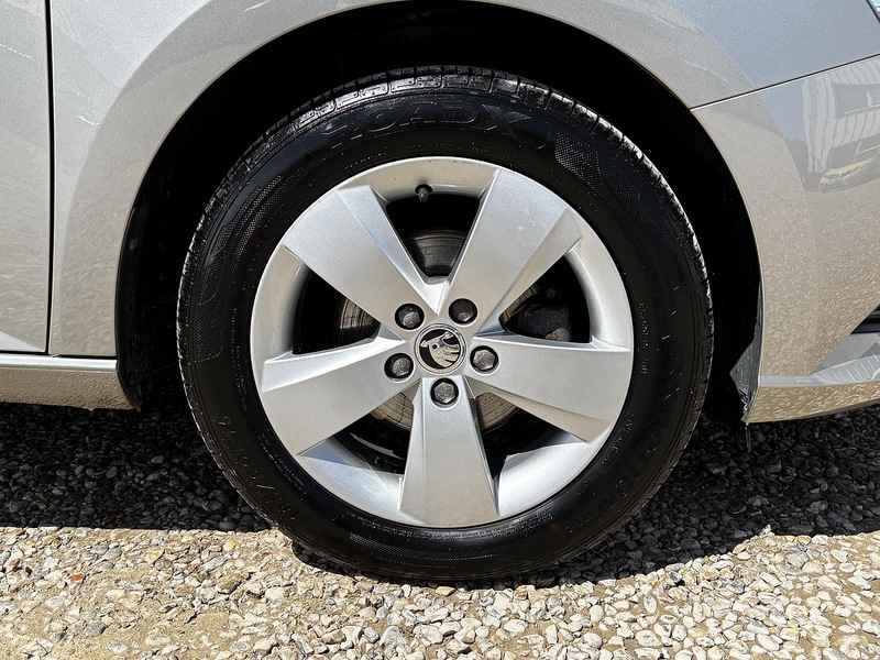 Skoda Fabia TSI SE - U375