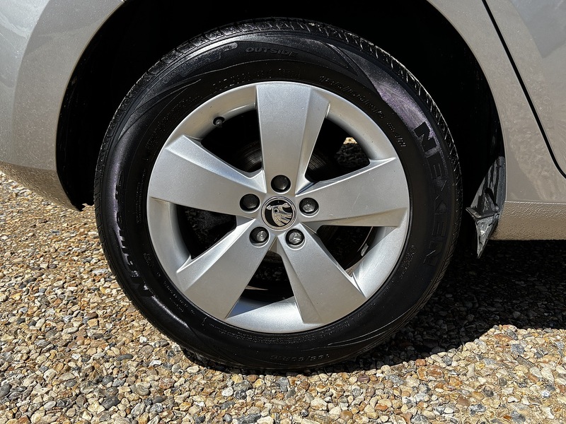 Skoda Fabia TSI SE - U375