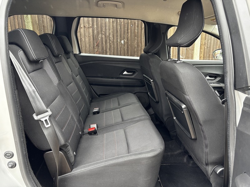 Dacia Jogger TCe Extreme SE - U380