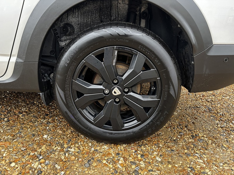 Dacia Jogger TCe Extreme SE - U380