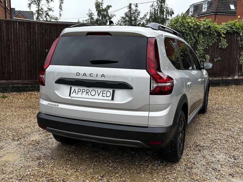Dacia Jogger TCe Extreme SE - U380
