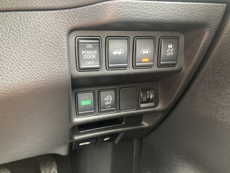 Nissan X-Trail dCi N-Connecta - U383