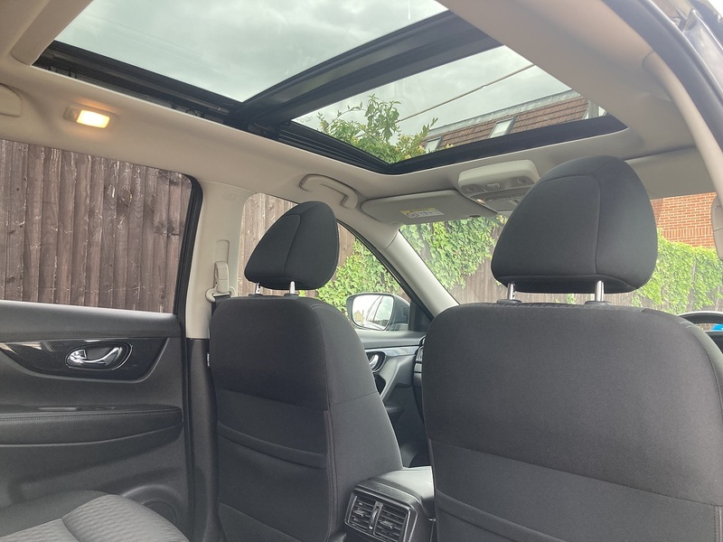 Nissan X-Trail dCi N-Connecta - U383