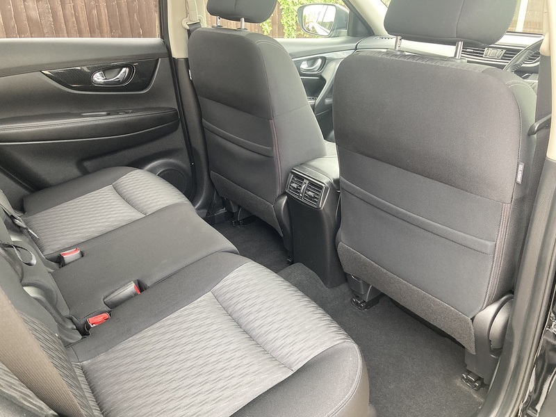 Nissan X-Trail dCi N-Connecta - U383