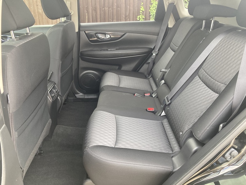 Nissan X-Trail dCi N-Connecta - U383