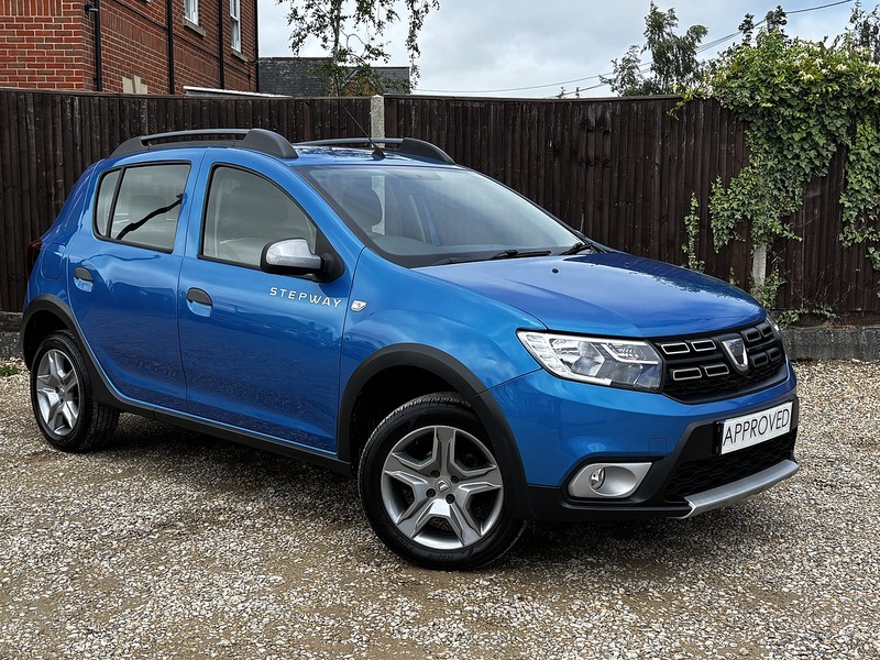 Dacia Sandero Stepway TCe Essential - U384