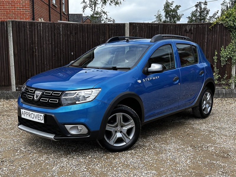 Dacia Sandero Stepway TCe Essential - U384