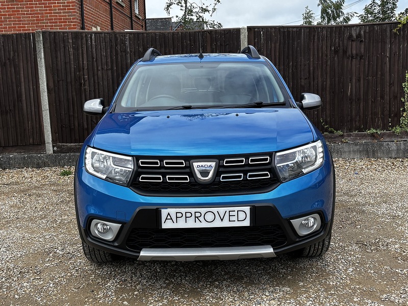 Dacia Sandero Stepway TCe Essential - U384